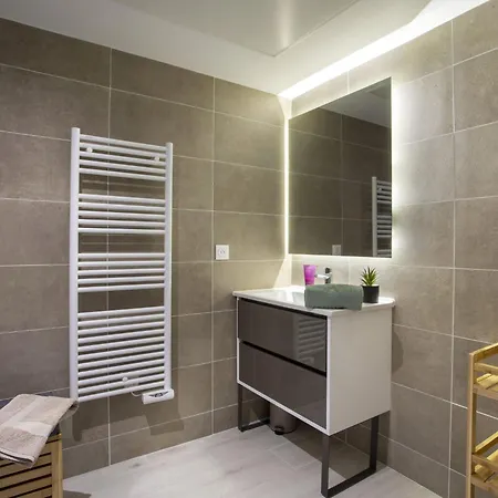 Seaside View-1 By Interhome Lägenhet