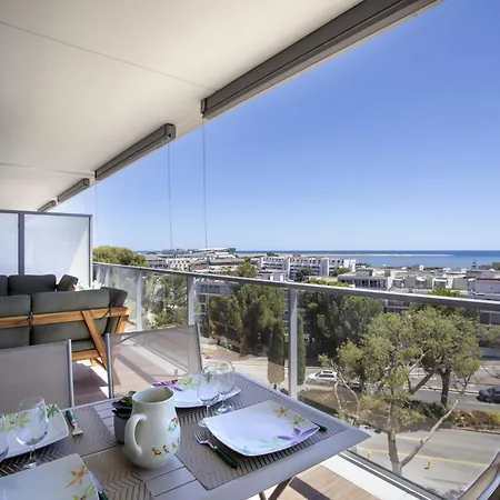 Seaside View-1 By Interhome