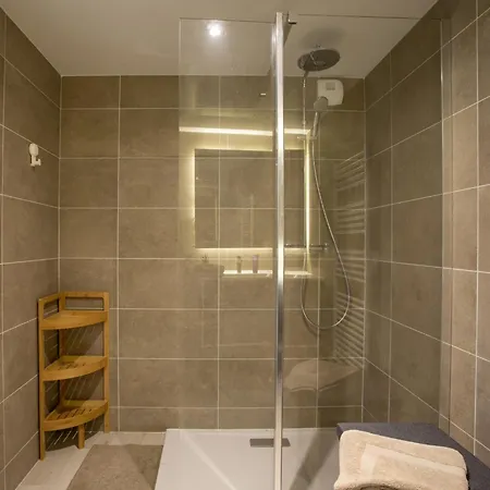 Seaside View-1 By Interhome アパート サン・ローラン・デュ・ヴァール