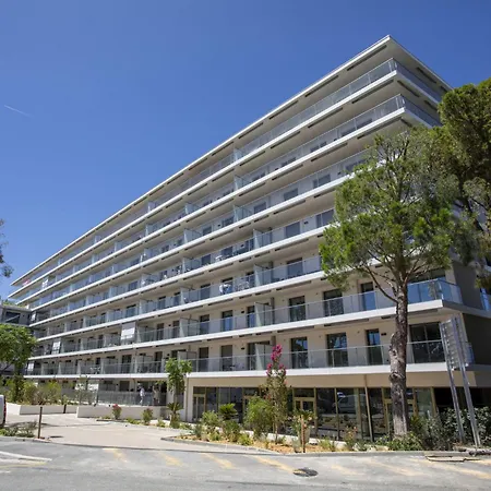 Seaside View-1 By Interhome