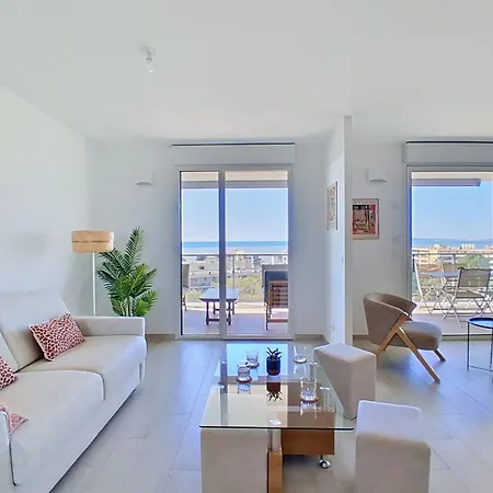 Seaside View-1 By Interhome