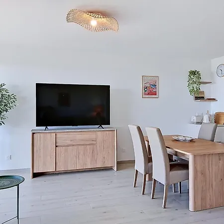 Seaside View-1 By Interhome Saint-Laurent-du-Var
