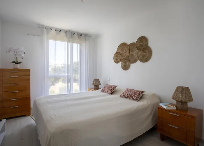 Seaside View-1 By Interhome Apartamento