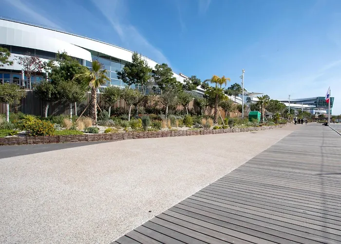 Seaside View-1 By Interhome